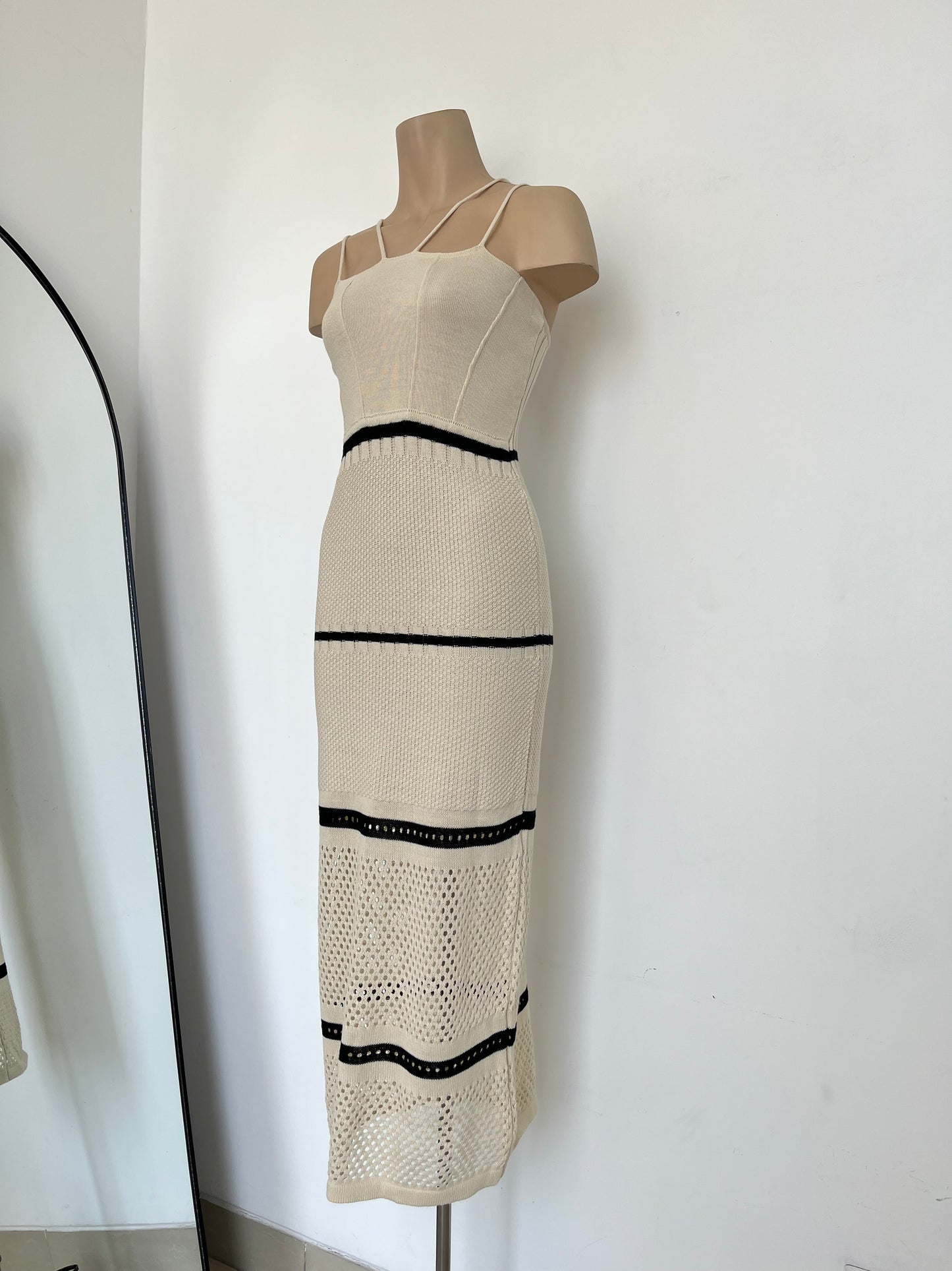 SHANNON DRESS AVENA