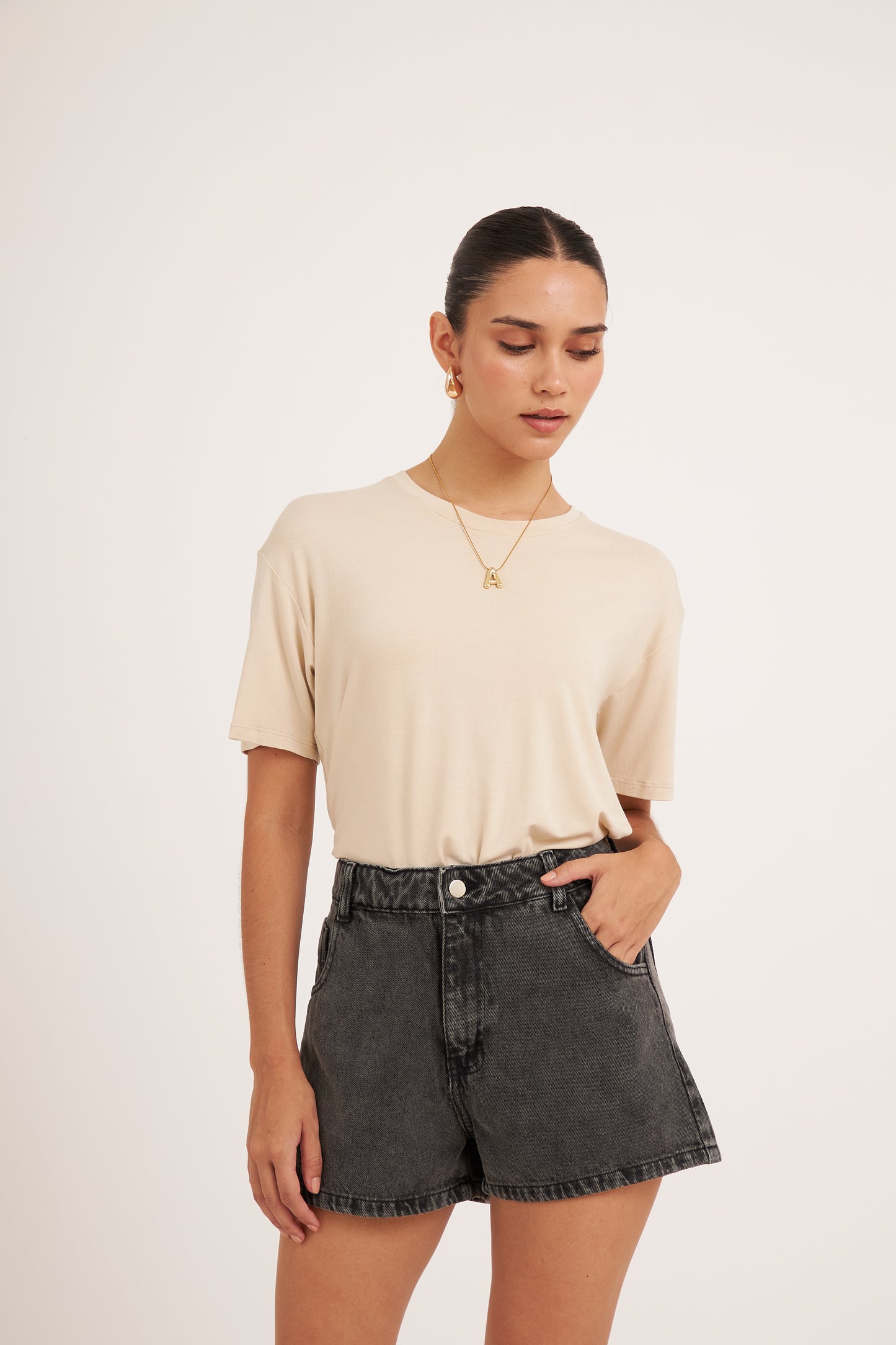 MOM SHORT SARAH NEGRO