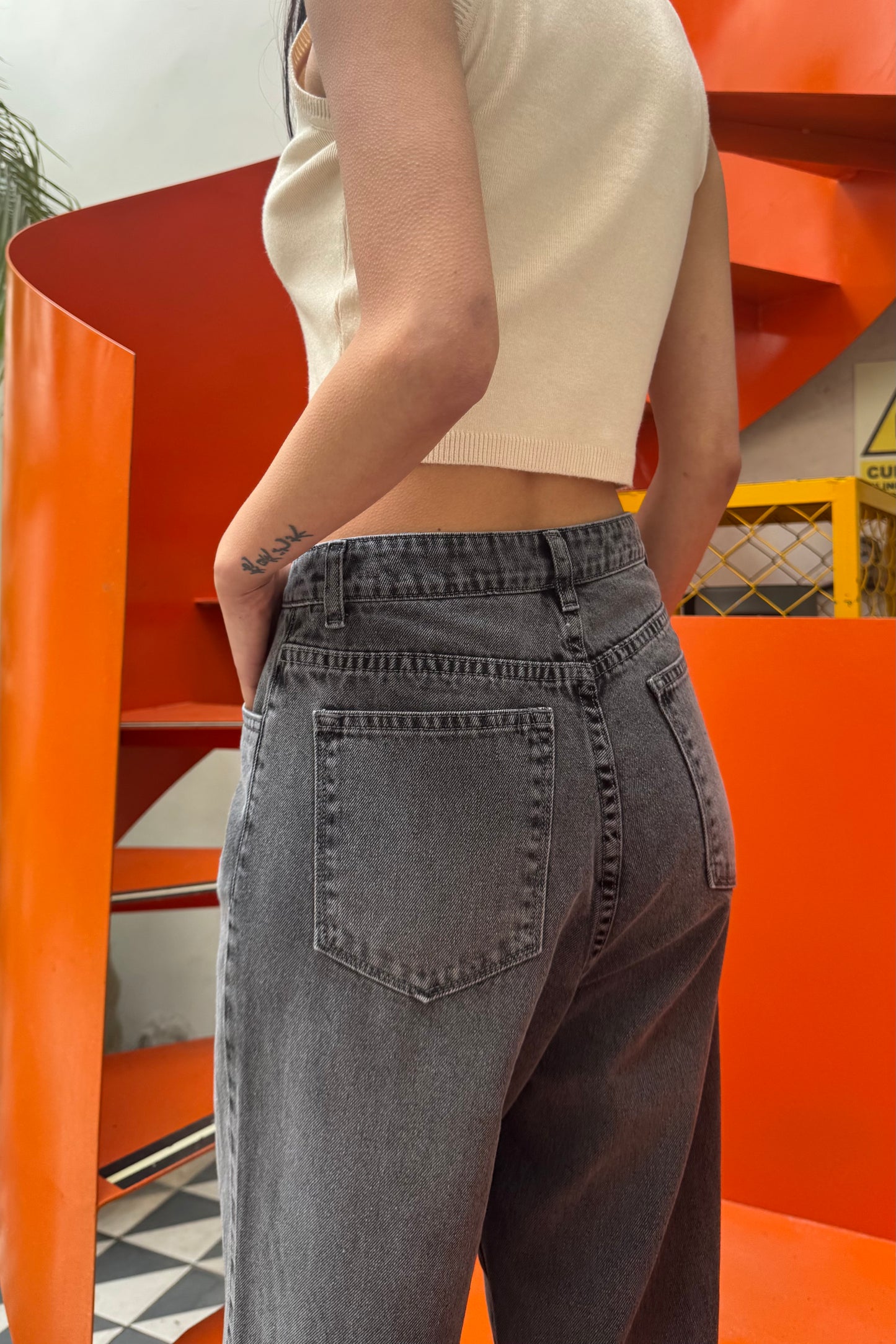 Pantalón Fiorella Gris