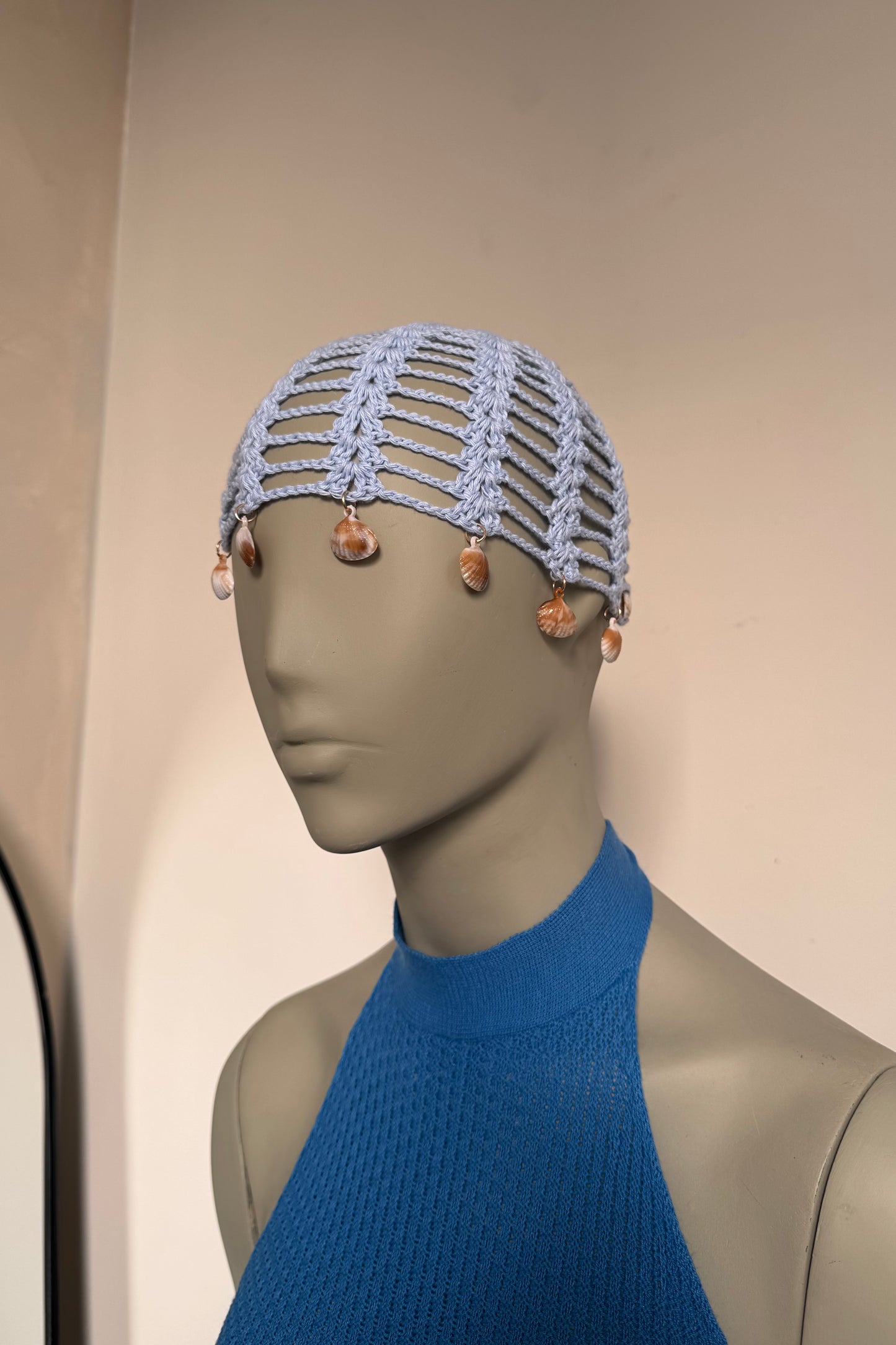 Casquette Celeste Con Conchas Caracol
