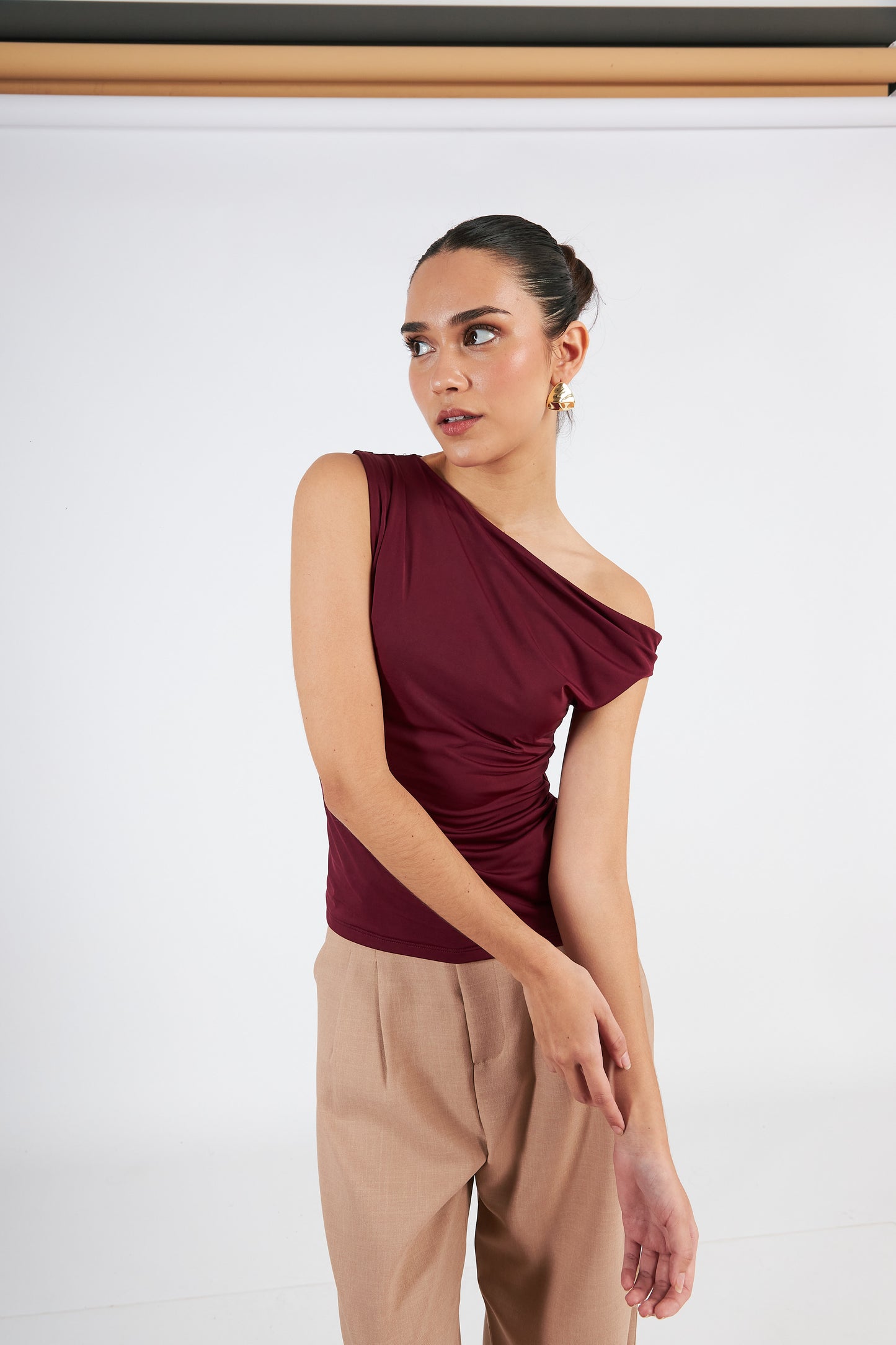 Blusa Asimétrica Shaniah Vino