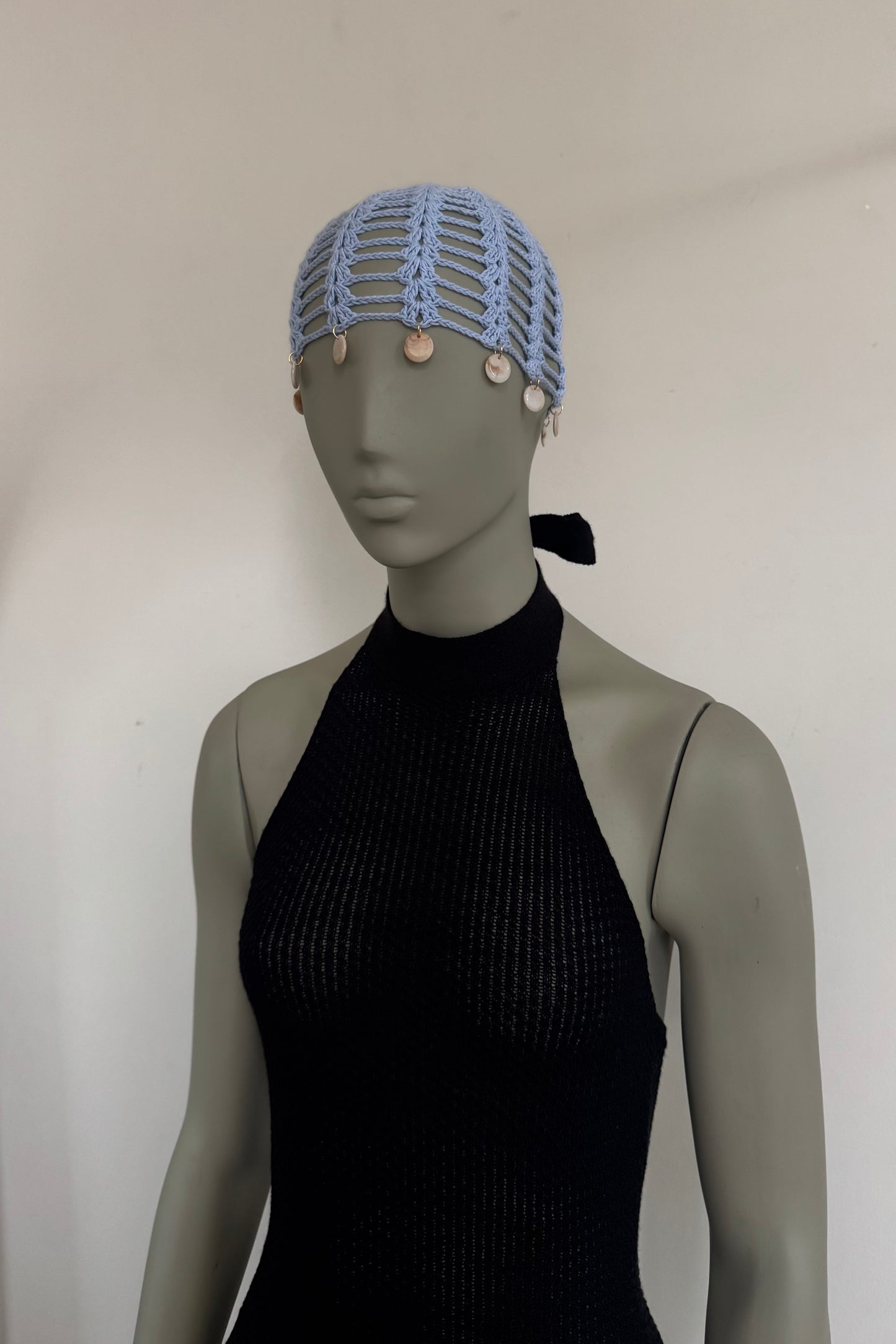 Casquette Celeste Con Dije Circular